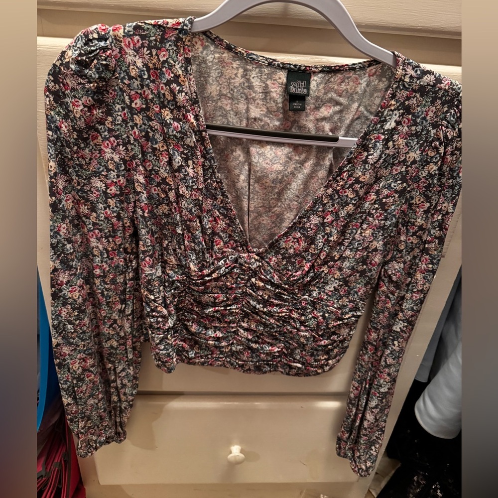 Wild fable top